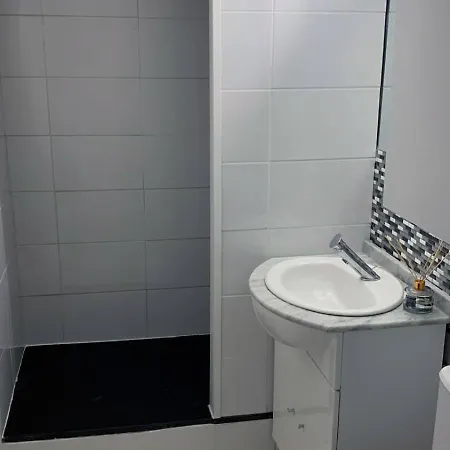 Maison De Plein Pied A Barcares 아파트 *